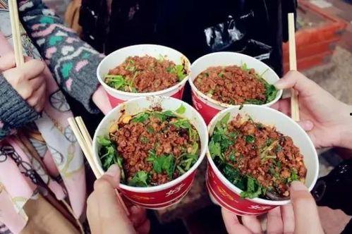 嗨饭街吃瓜,一场吃瓜盛宴，揭秘美食背后的秘密