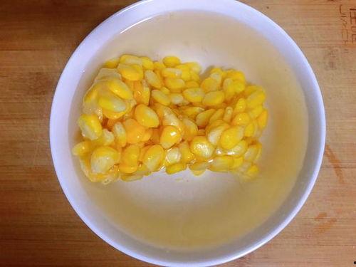 早上吃贝贝瓜和玉米,营养美味一网打尽