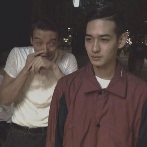 秘密吃瓜头像男,揭秘神秘男生背后的故事