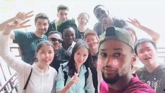 吃瓜群众模仿者,他们是如何成为网络红人的？