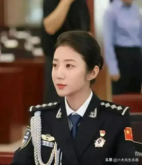 吃瓜警花张,吃瓜群众的正义守护者